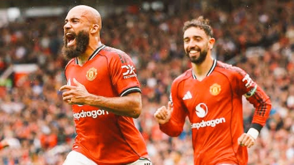 thefplbois's tweet photo. Me trying to focus on work.

My brain : Bruno - Cunha - Bruno - Cunha - Bruno - Cunha - Bruno - Luke Shaw