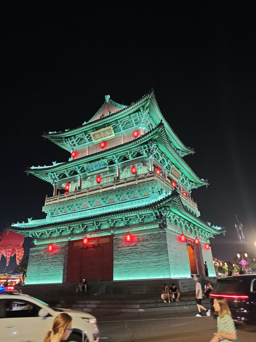 aitechgrid's tweet image. hello, every one, please follow me, i will follow you back soon, let's connect.