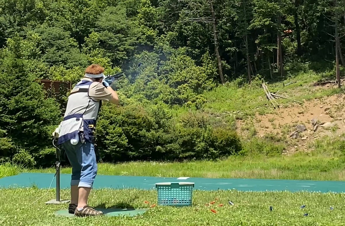 tac_radio's tweet image. #唐突に射撃姿勢を上げる  
 #レミン党 #HOLOSUN