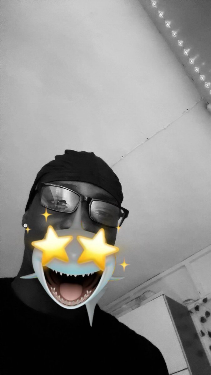 yves saint mubée🍉 tweet media