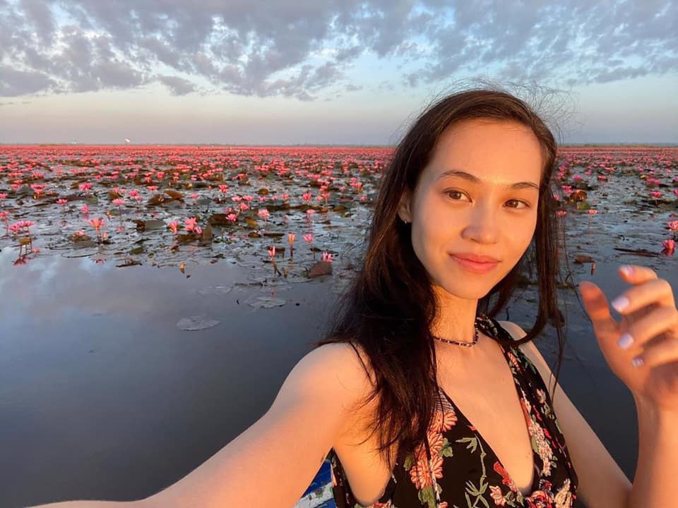 AmaryllisX's tweet image. ภาพอาจจะแต่ง แต่ภาพจริงกับนางแบบคนดัง Kiko Mizuhara ที่เขามาเที่ยวเองก็สวยนะ