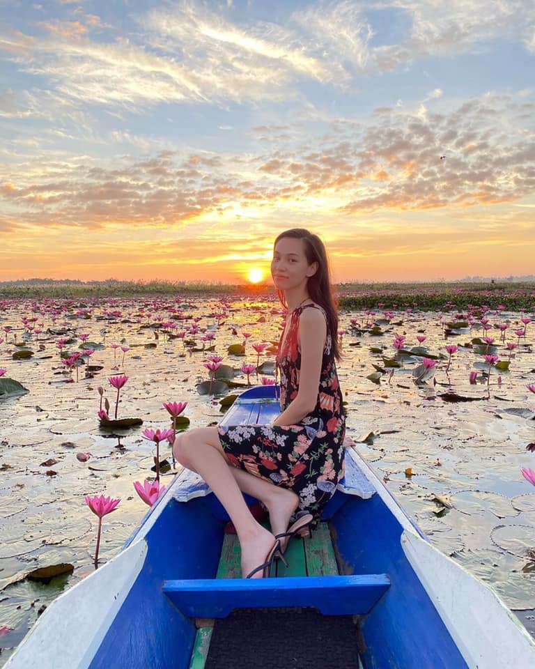 AmaryllisX's tweet image. ภาพอาจจะแต่ง แต่ภาพจริงกับนางแบบคนดัง Kiko Mizuhara ที่เขามาเที่ยวเองก็สวยนะ