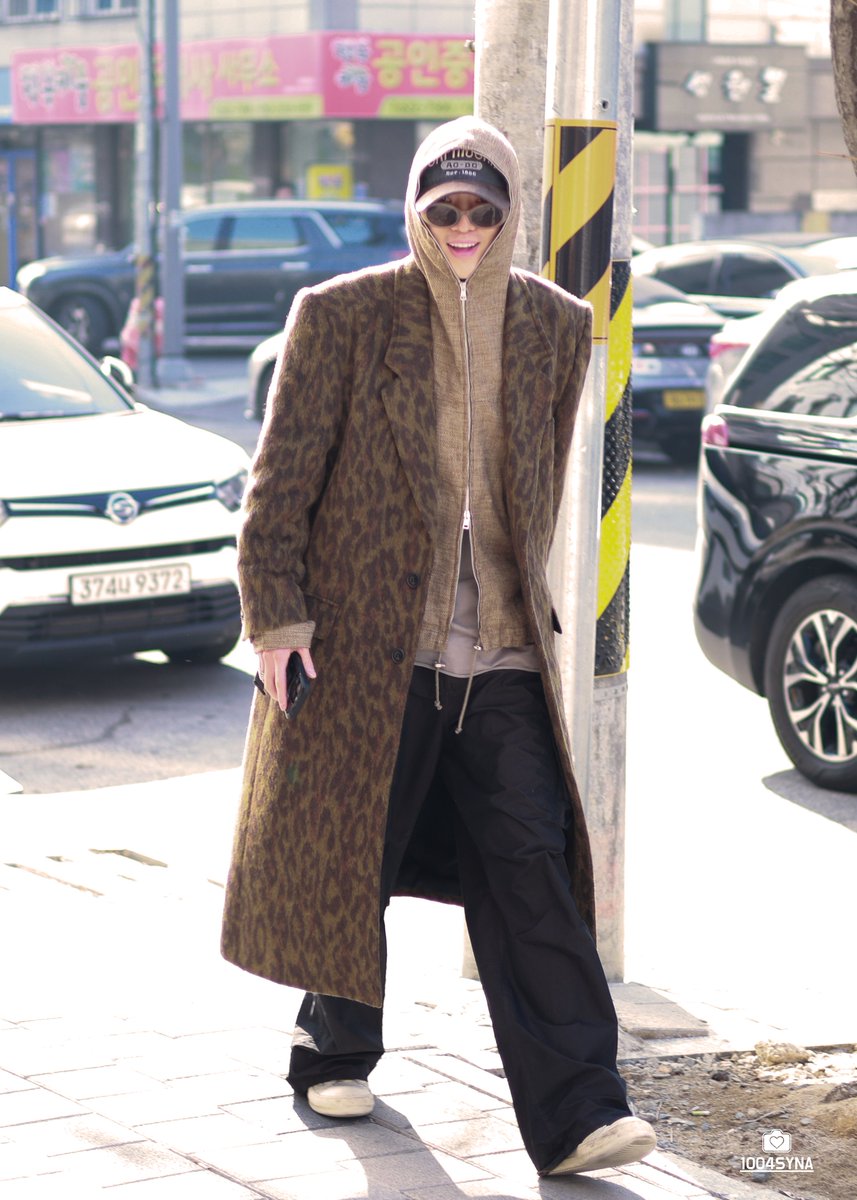 1004syna's tweet image. 승윤아 생일 축하해 🎂
#StayWithLoveWithYoon #버선발로맞이하는_강승윤생일  Seungyoon Turns Page 32  #위너 #WINNER #강승윤 #YOON  @official_yoon_