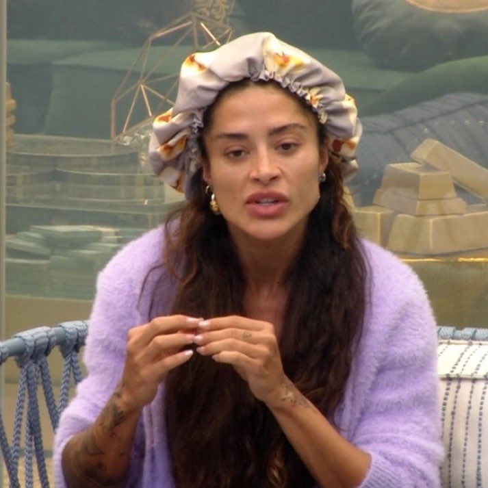 vaidesmaiar's tweet image. Aline: “Se eu sair, é porque o público da Ana Paula é forte e eu vou aceitar.” #BBB26