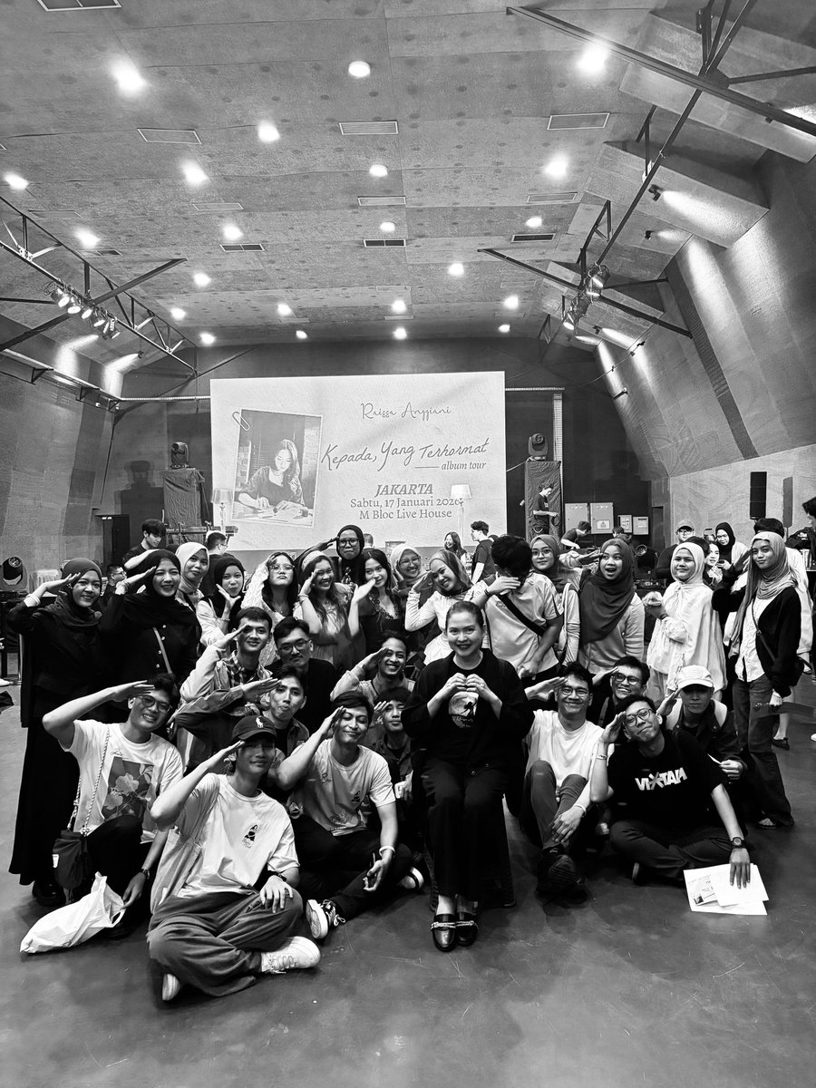 putraaaautara's tweet photo. tour kpd YTH, done wuhuu @anggianiraissa 📮 https://t.co/JFQQs911ns