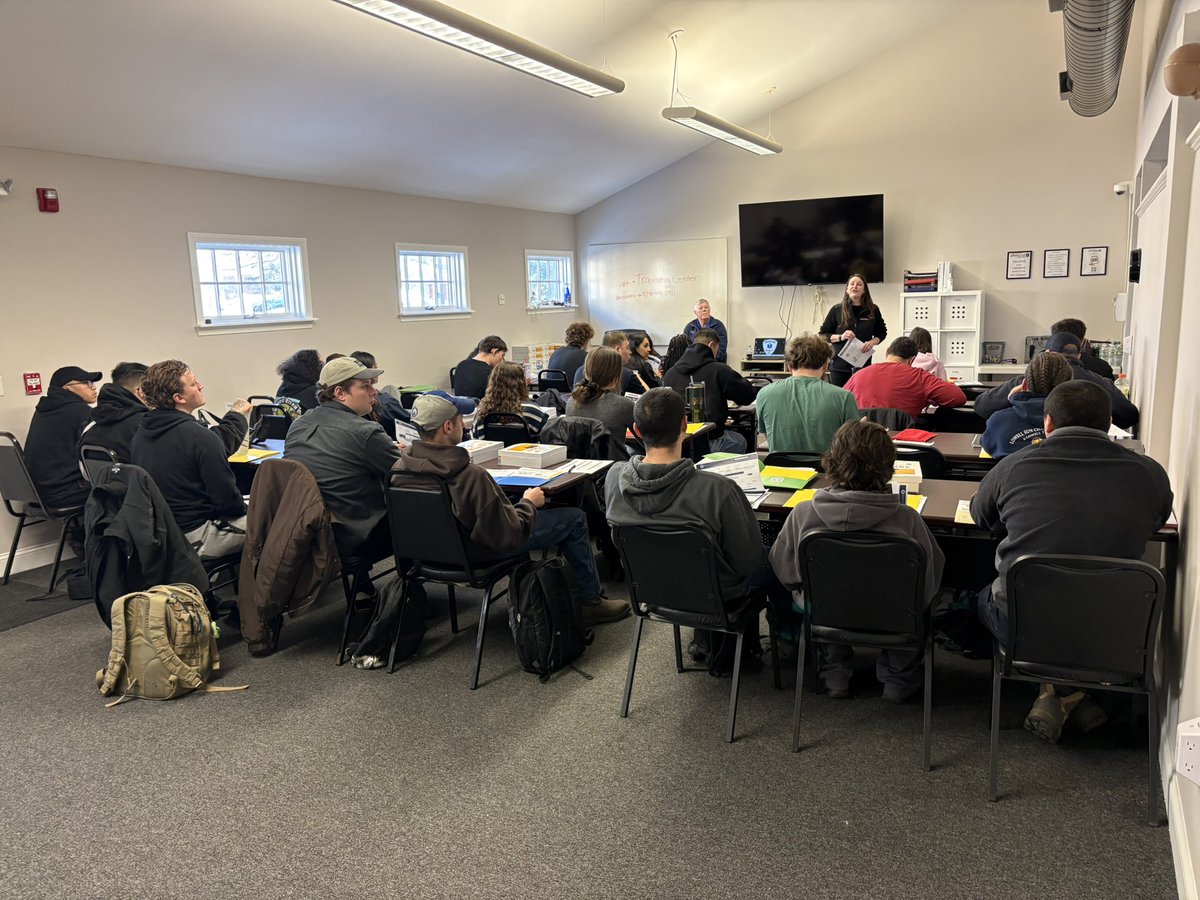 Our EMT Academy for the Winter/Spring session kicks off!  <a href="/MassAmbulance/">Massachusetts Ambulance Association</a>