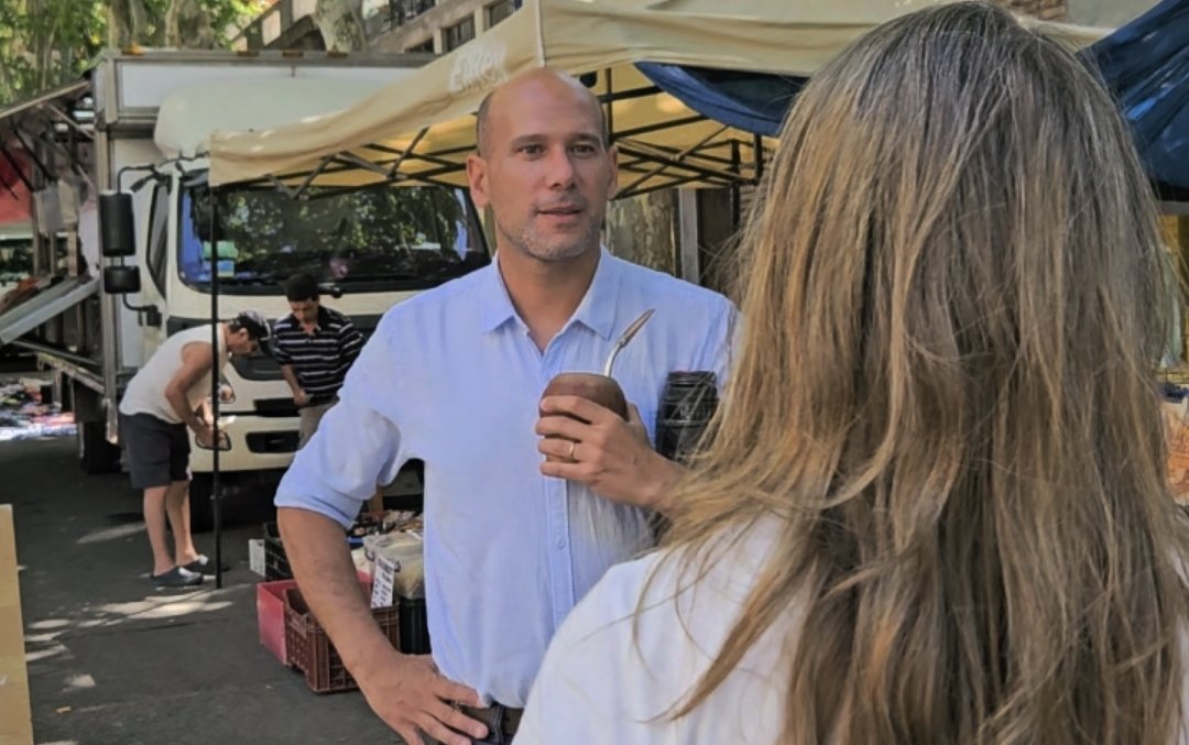 MartinLemaUy's tweet photo. En la feria de Maldonado y Martínez Trueba conversando con vecinos y feriantes. ¡Con todo! https://t.co/aQqrPXDo1D