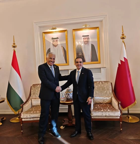 EmbaVEHungria's tweet photo. José Ramón Rivero González, a Venezuelai Bolivári Köztársaság magyarországi nagykövete megbeszélést folytatott Őexcellenciája Radi Bin Sowayed al Ajami úrral, a Katari Állam magyarországi nagykövetével. https://t.co/39SkF3BrQU