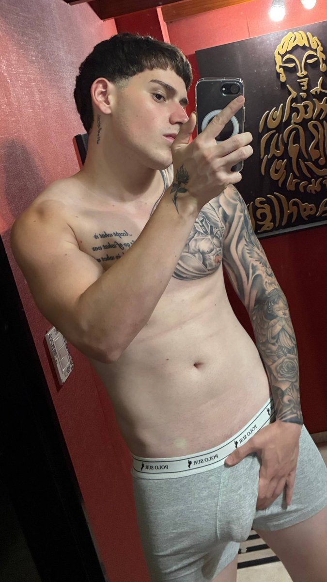 MessyKnox's tweet photo. 🔥🔥 https://t.co/ewUYreRoHc