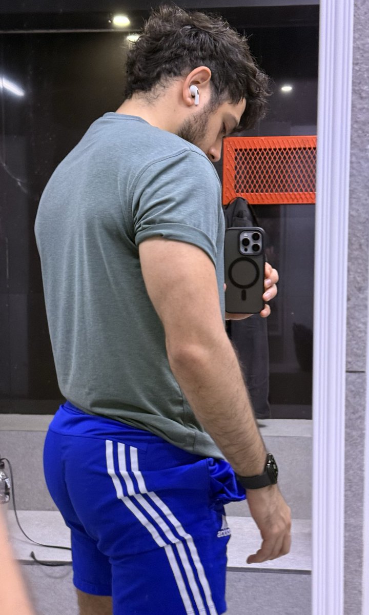 alex eagan💚 (severance era) (@alxgzar) on Twitter photo 