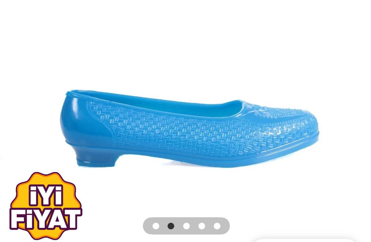 Bizim lastik pabuç topuklanmış.
