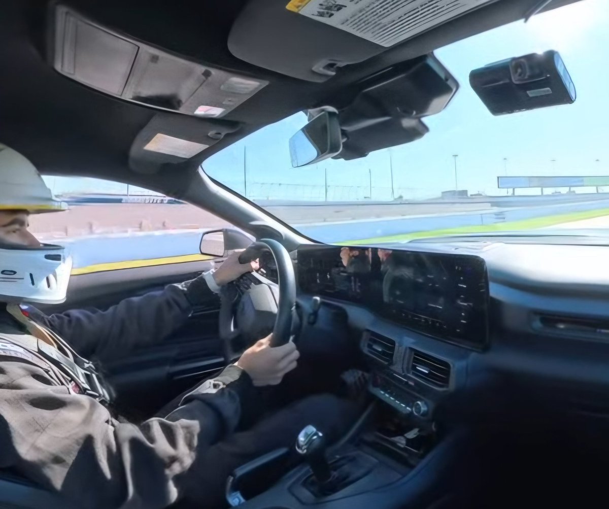 Race-Keeper tweet media