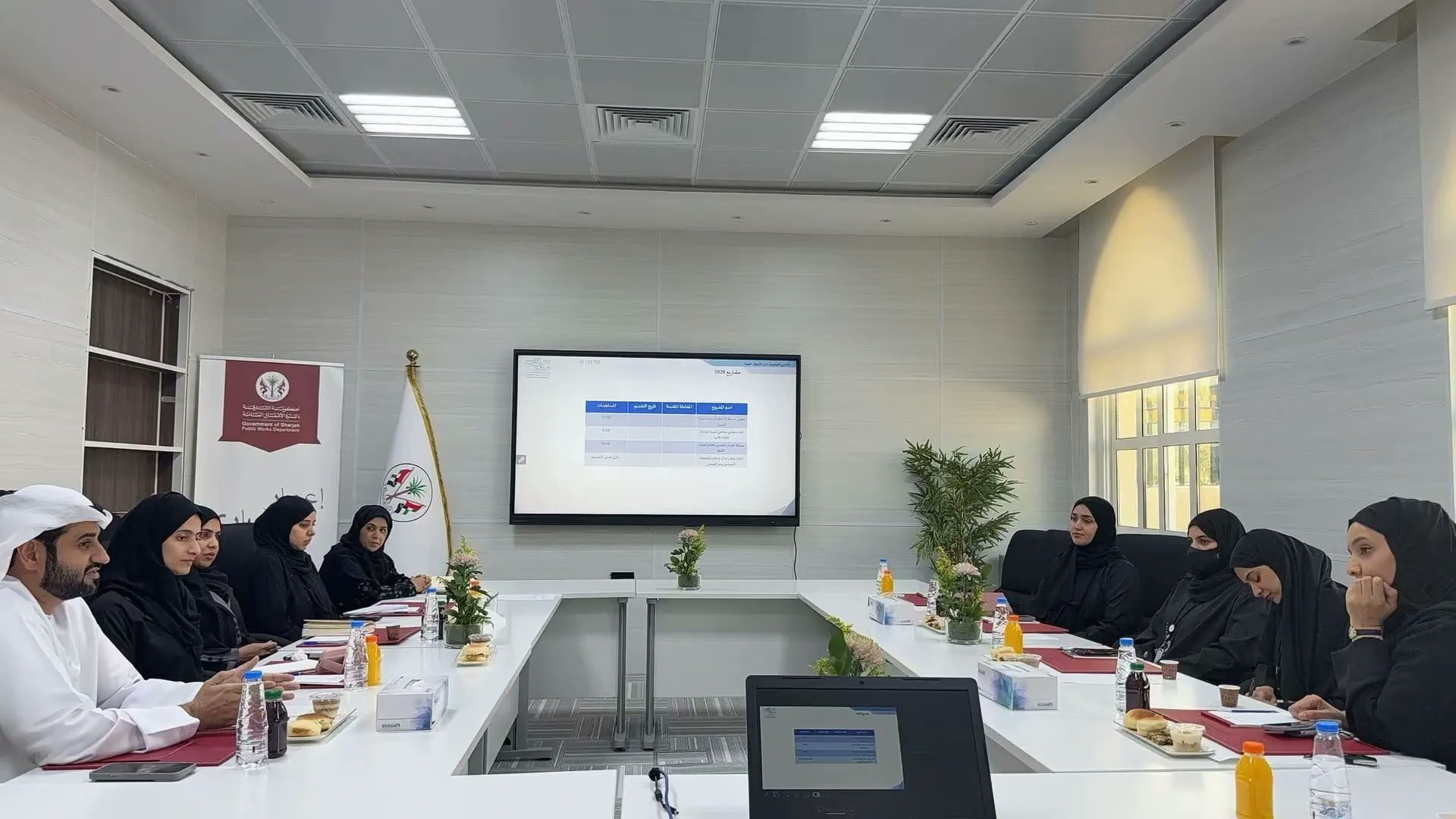 دائرة الأشغال العامة بالشارقة تبحث تعزيز التعاون مع #بلدية_دبا_الحصن 