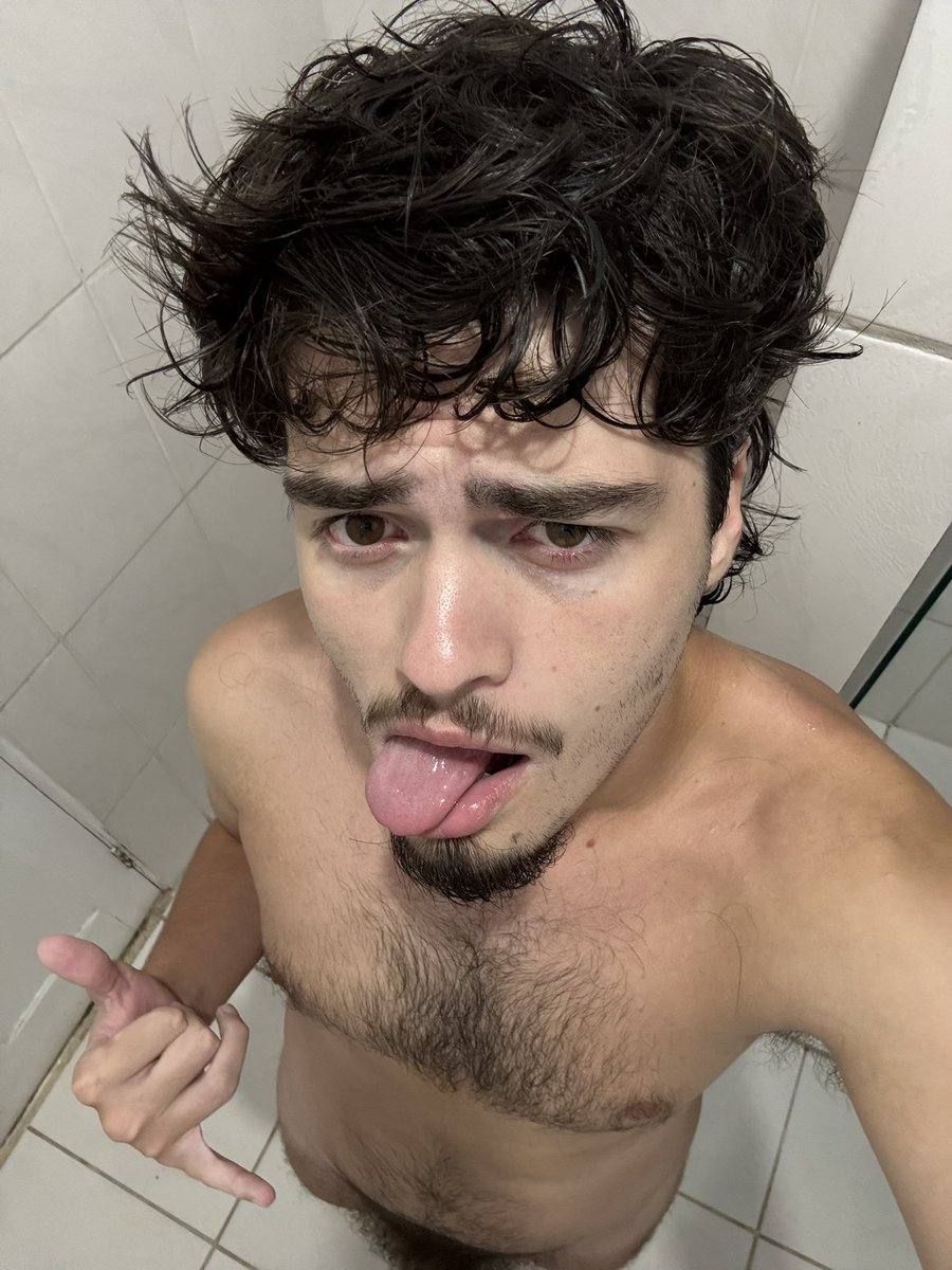 snow 🥴 tweet media