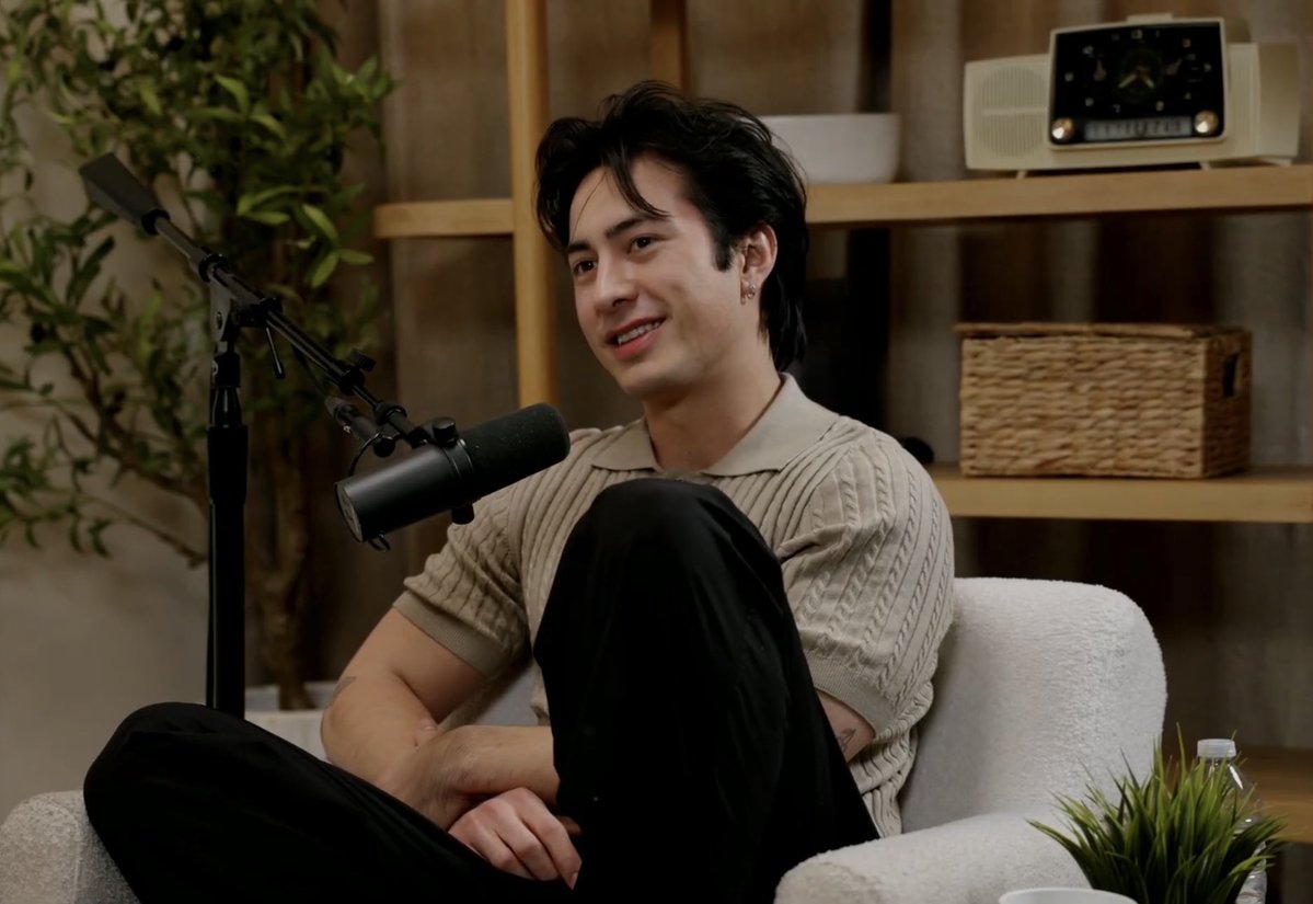 wasianhud's tweet image. o rosto mais lindo e importante do momento