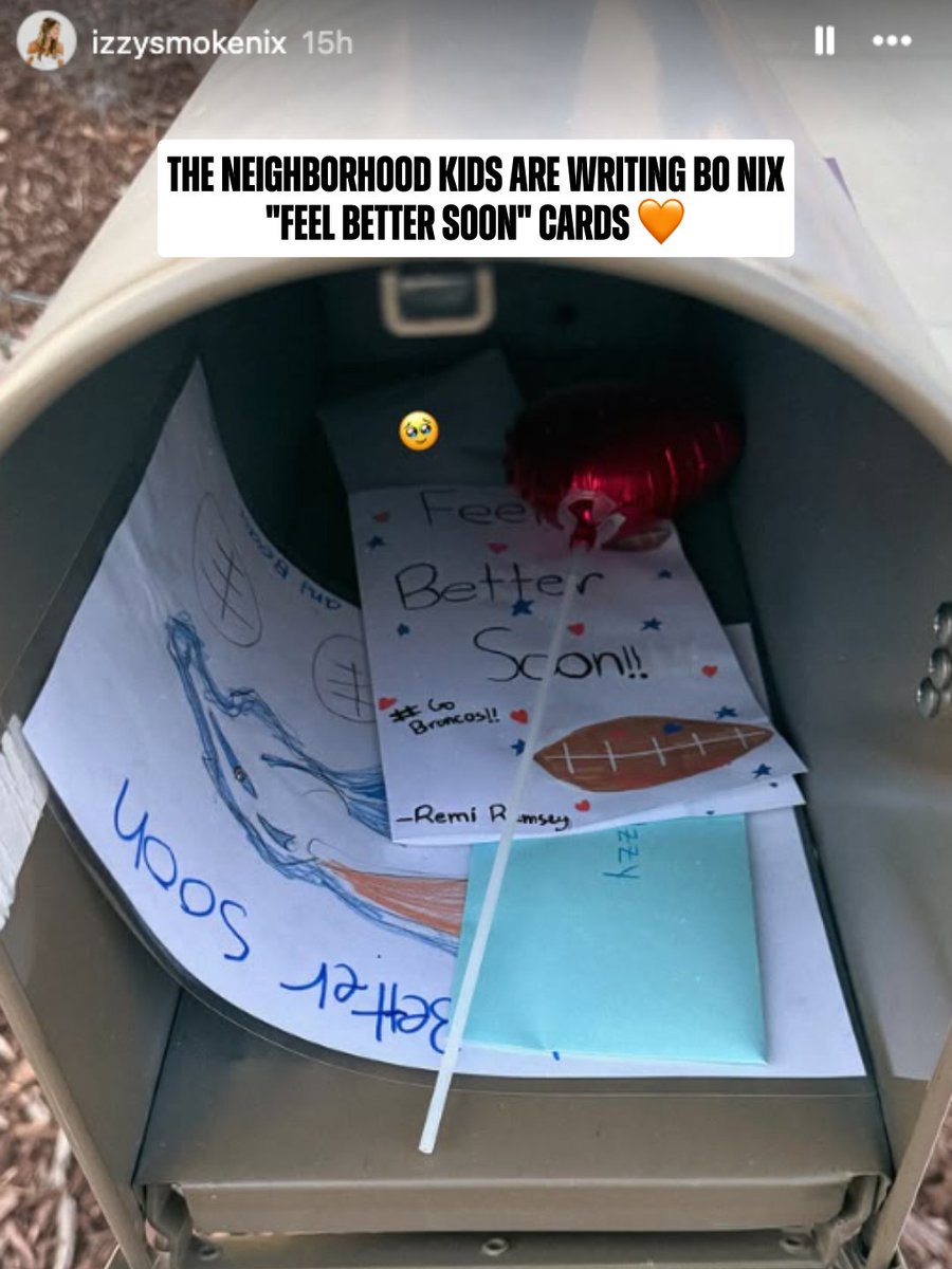 The support <a href="/BoNix10/">Bo Nix</a>  is getting from the neighborhood 🥹 (via izzysmokenix/IG)