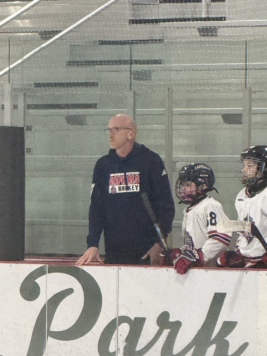 AZrubenis's tweet photo. @notthefakeSVP spotted at a rink in Michigan over the weekend. Guy was even yelling “C’MON, MAN” at the kids. https://t.co/eusGKlzhlI