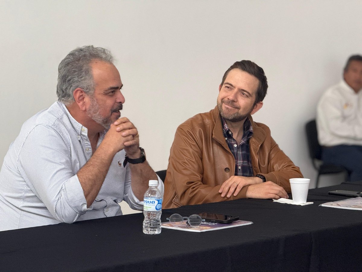 Compartí con el Observatorio Ciudadano de Irapuato los 5 ejes que están guiando la construcción de nuestra agenda legislativa

✅ Prosperidad para la Gente
✅ Inclusión e instituciones para la Gente
✅ Educación y futuro
✅ Mujeres y familias con oportunidades para 
✅ Seguridad