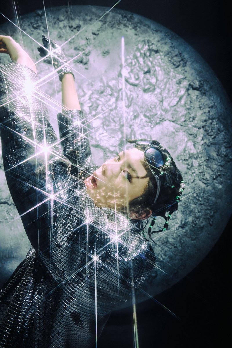 TheePopCore's tweet image. Happy 20th birthday to the talented and gifted, endlessly amazing, effortlessly handsome, truly perfect, and beautifully shining vocalist and leader, OHYUL of LNGSHOT!