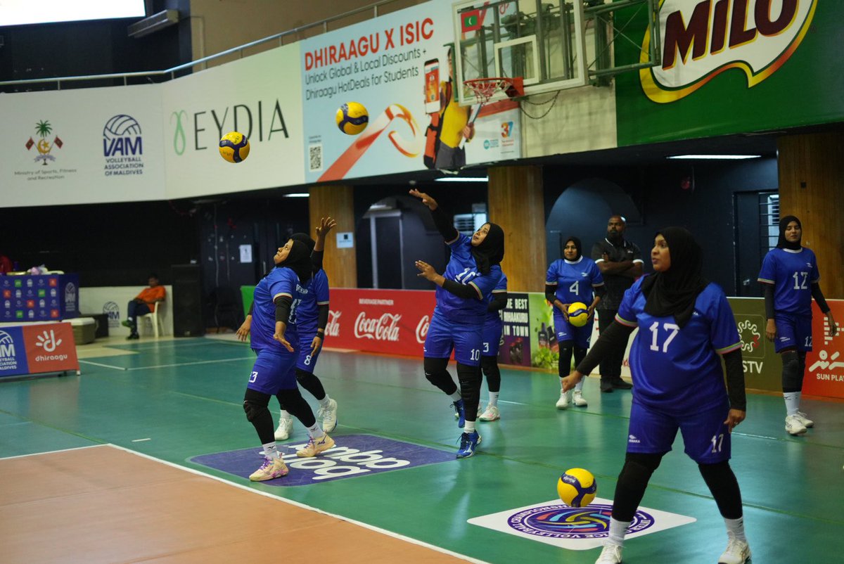 ClubFnk's tweet photo. Match night! ⚡ We take on Immigration tonight, let’s do this! 🏐🔥

#ClubFenaka #TeamFenaka https://t.co/eK2M862D1P