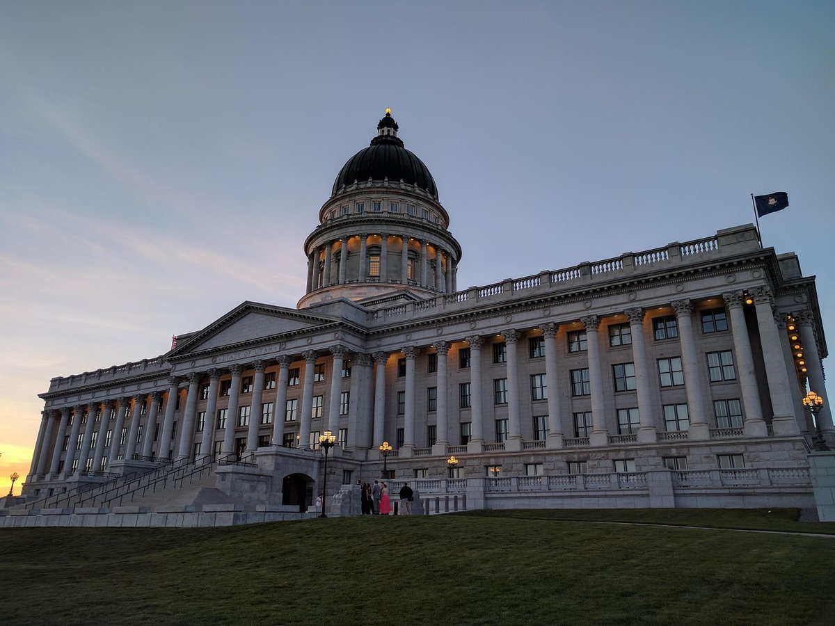 UtahMoneyWatch's tweet photo. NEWS &amp; ANALYSIS: "With the 2026 Legislative Session Opening Today, What is the State of Utah's Economy?"

See Utah's 7 most impressive data points I see going into this Session here: https://t.co/Dq8mjatWxC.

#utah 
#UtahLegislature https://t.co/QXxoqCGHhK
