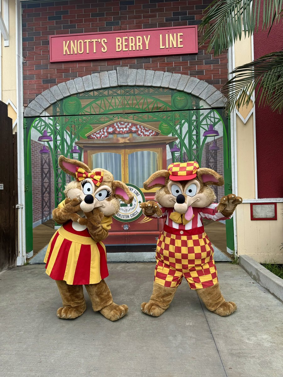 Knott's Berry Farm tweet media