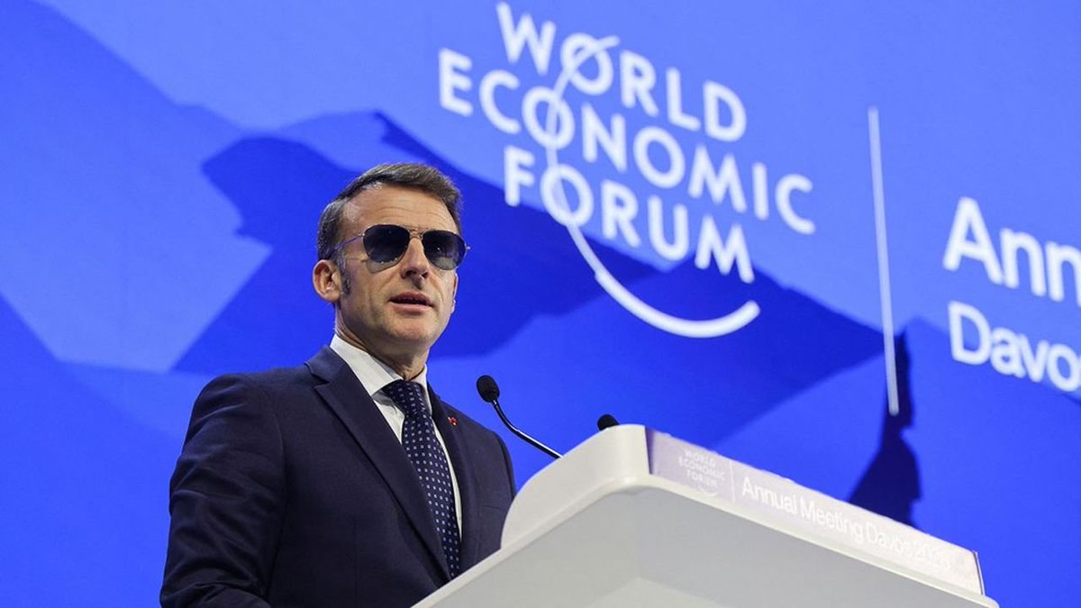 🇫🇷Le discours de Macron à Davos fait un carton à l'international.

Les lunettes ont fait leur petit effet, c'est vrai, mais le fond du discours est très intéressant.

En fier défenseur du droit international et farouchement opposé aux « bullies » comme Donald Trump qui font