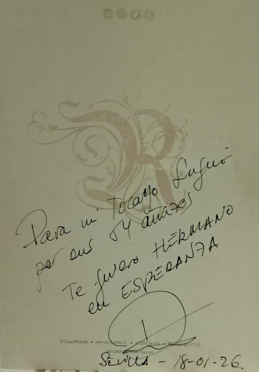 Se llama Ricardo, como nosotros, y se ha llevado una carta firmada como recuerdo. La fidelidad de los amigos no tiene precio.
