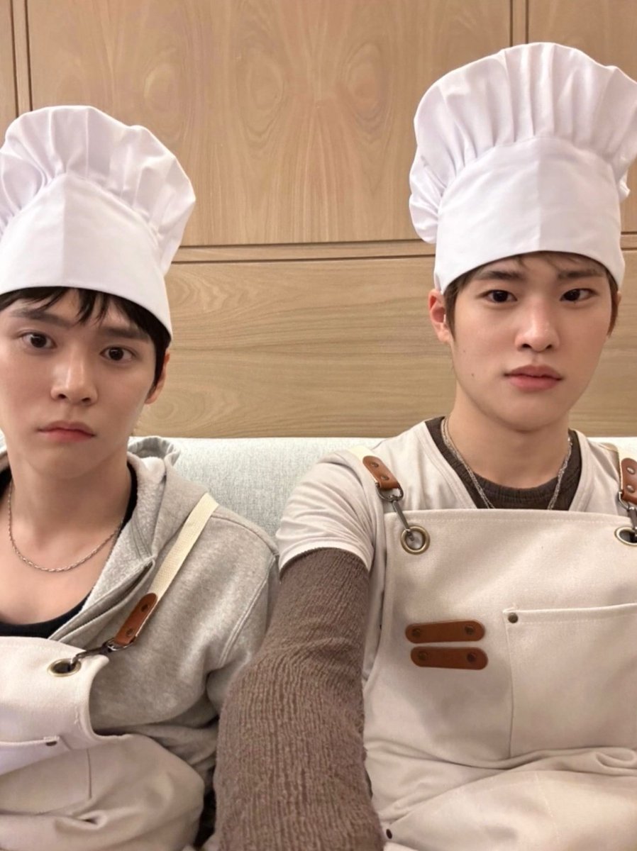 LilStonnie_'s tweet image. โตรีลงภาพกับนุจ้อก ละดูหน้าจ้อกจิ หงุงมากอะ จนโตรีขำ 5555555 หนูเปนอะไรลูกจ้อก