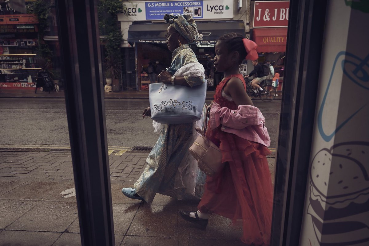 adisaolashile's tweet image. Part 2 : In summer 2025, I photographed the Nigerian diaspora in Peckham. One day this series of pictures will make sense