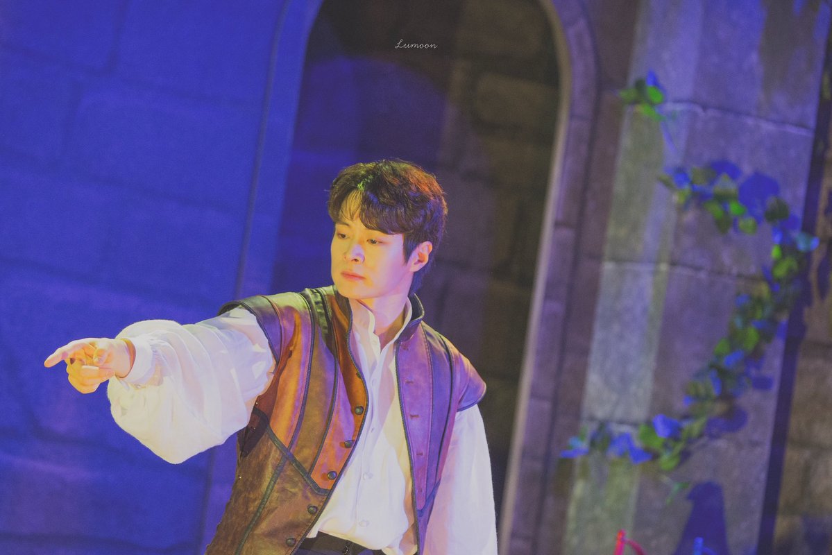 260120 엘시노어 
장면시연
“햄릿과 오필리아”

프란시스코 | #김기택

수녀원으로 가시오