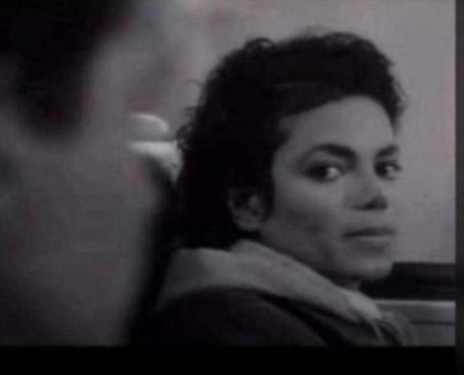 Me looking at the person who caught me talking to myself...... 

Trust me i'm not mad 😔