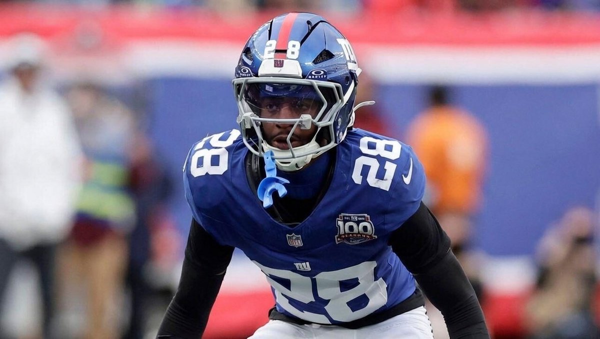 bigblue_data's tweet image. When targeting Cor'Dale Flott, opposing quarterbacks posted a 71.0 passer rating this past season, according to PFF.