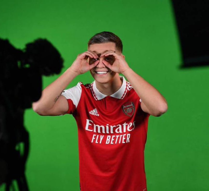 goldengaard's tweet image. happy 3 years of trossardinho