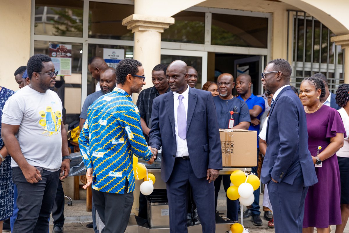 staroilghana's tweet photo. In response to a request from the National Reconstructive Plastic Surgery and Burns Centre at Korle Bu Teaching Hospital, the Chief Executive Officer of StarOil Ghana, Mr Philip Tieku, on behalf of StarOil, donated a state-of-the-art theatre operating table to support the Centre’s work.

This donation is aimed at improving surgical care and reinforcing our commitment to supporting quality healthcare delivery.

#EveryDropCounts
#QualityYouCanAfford
#StarOilGhana
#IamAStarSaver