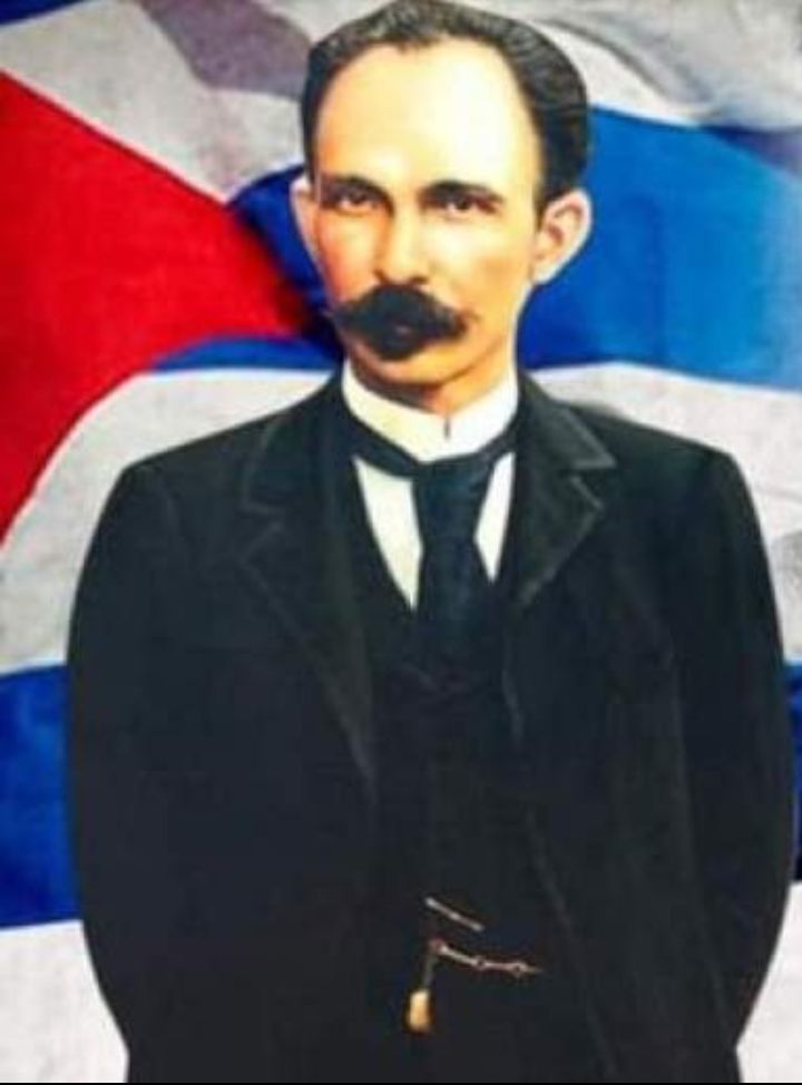 Hace 157 años, el joven #JoséMartí escribiría la corta y contundente frase que marcaría toda su vida: “O Yara o Madrid”; entendida como: Cuba o España; con solo #15Años ya había escogido el camino redentor que le convertiría en el Héroe Nacional de Cuba. #MartíVive #CubaMined