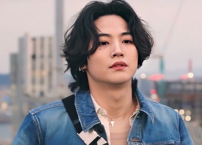 whodeff's tweet image. 2020년 데이즈드 YSL 화보 진짜 내 최애야... 피어싱 한 재범이가 너무 그리워