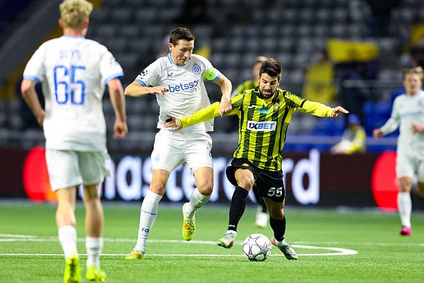 MichelFCBerix's tweet photo. Hans Vanaken 0-2!
Het is zijn 24e Europese goal. Daarmee is hij nu alleen Europees topschutter aller tijden van #ClubBrugge!
#fckclu #kaiclu https://t.co/juGlDQwzzE