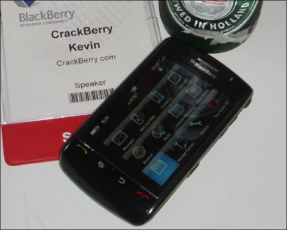 RetroEvery's tweet photo. BlackBerry's first touchscreen phone, the Storm, promised iPhone competition with a clickable screen. But laggy OS, poor typing, and hardware issues tanked it—reviews called it a disaster. RIM's stumble! #TechFlops #2000s https://t.co/1k7TF158Jk