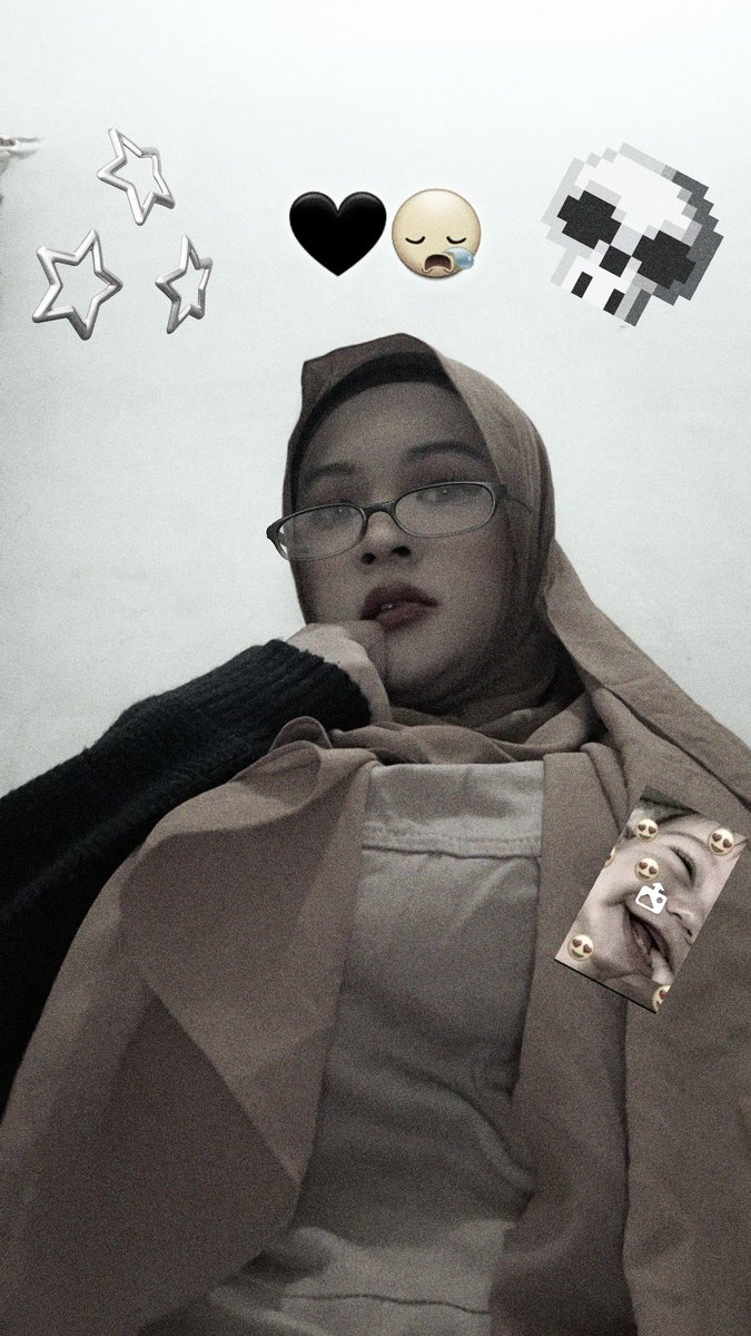 akunwialt's tweet photo. Malam semua💋
Suka dari atas atau dari bawah nih? 🥰💦 https://t.co/CqKJeBmgc4
