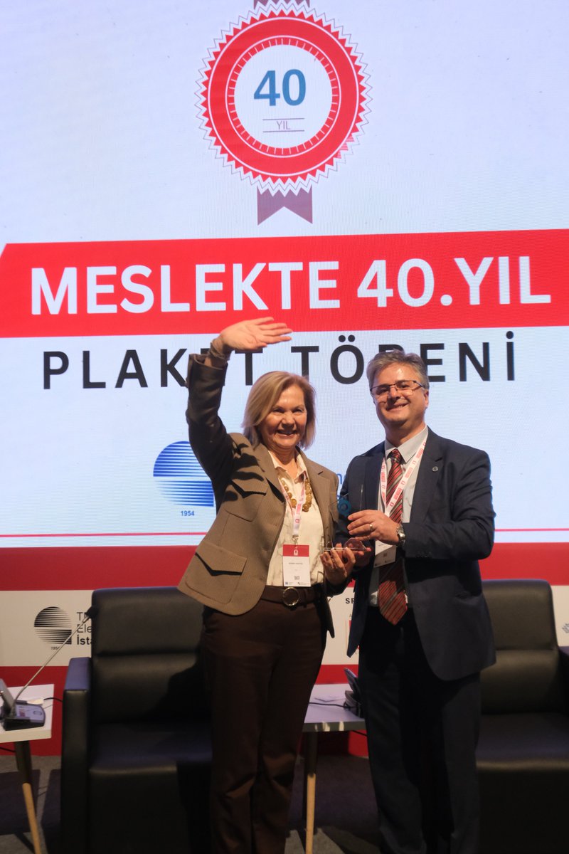 DijitalBiz's tweet image. EEMKON 2026, an electrical-electronics engineering congress in Türkiye, ran in Istanbul on 14–15 January. Held at Istanbul Congress Center, it delivered 40 sessions in five halls: day one 15 sessions (62 speakers, 16 moderators), day two 25 (101, 25); total 163 speakers, 41…