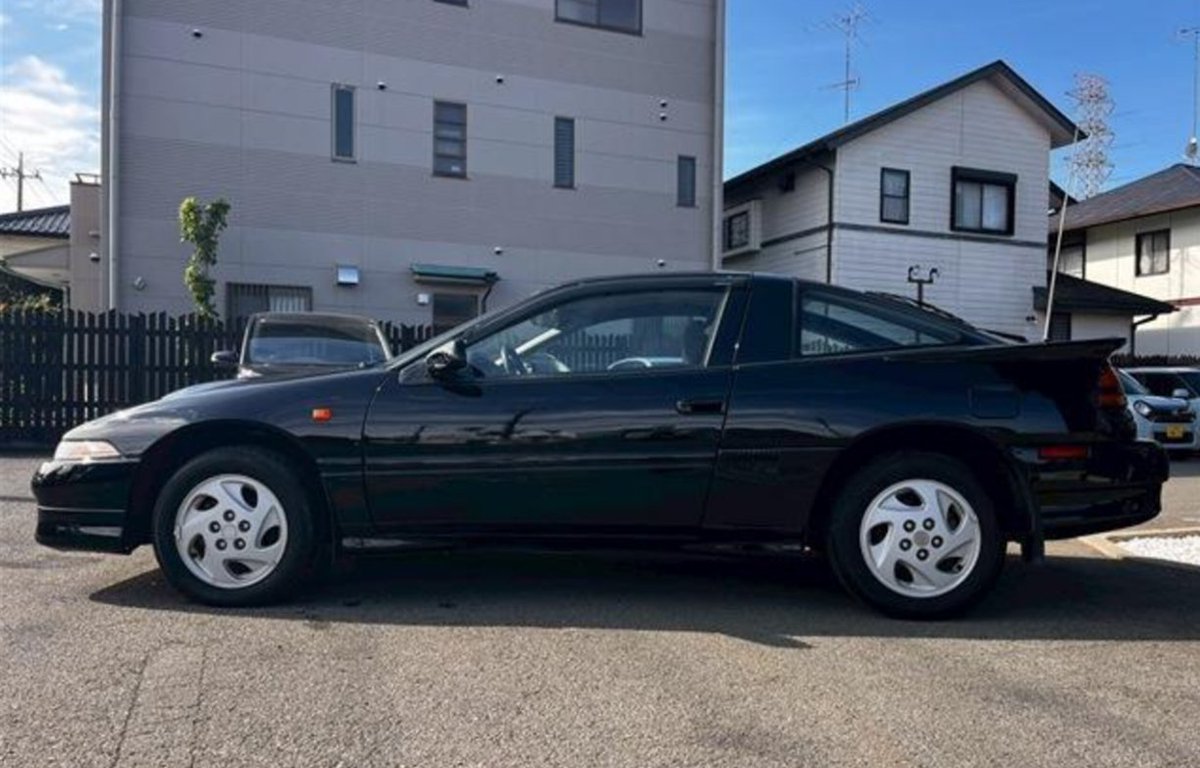 気になる中古車！ 「三菱 エクリプス GSR-4」 希少な初代エクリプス
