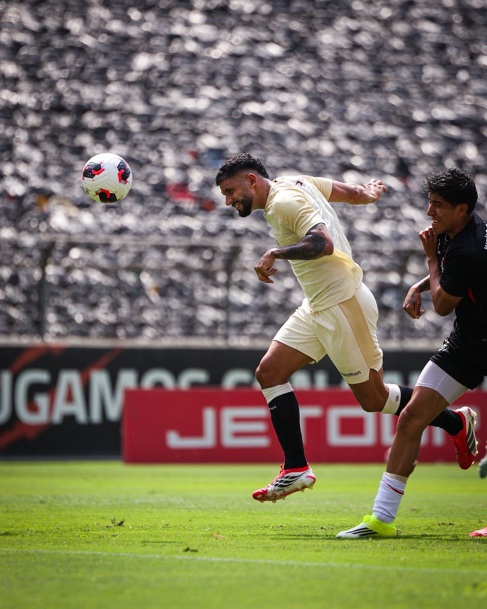 carpio_ivan's tweet photo. #Pretemporada2026
Finaliza el 2T de 30'. La U aumentó con tantos de Jairo Concha y Edison Flores. El rojinegro descontó con anotación de Nicolás Figueroa. Gana Universitario 3-1 a #Melgar. https://t.co/PWRpFJwWYX