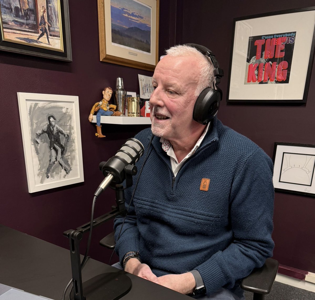 thesportwag's tweet photo. Surprise ‘live’ show on @lichfieldradio with 2 great guests Carrick H-B and Mark Eldridge to chat all things sport. Listen again at 1900 on 21 Jan 26, when I will be Portugal to watch @SCBragaOficial v @NFFC in the @EuropaLeague #nffc https://t.co/Xr0z9MkBcF