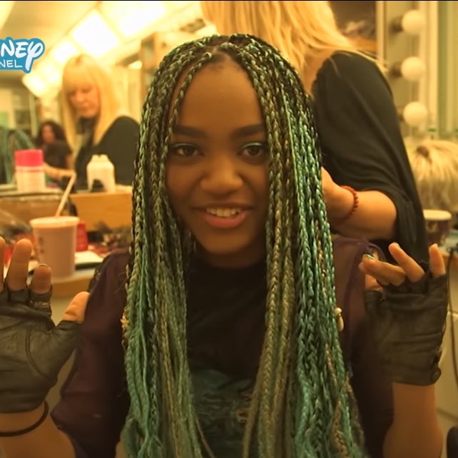 descendantstrr's tweet image. GETTING READY                    TO MAKE HISTORY