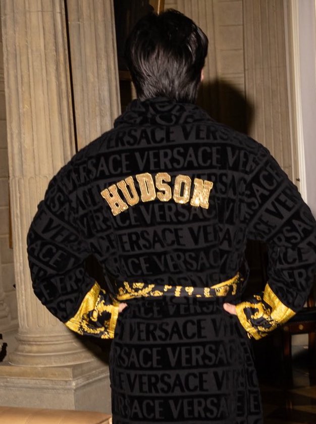 lestatdevere's tweet image. é o melhor agenciamento de carreira em tão pouco tempo que eu já vi na minha vida