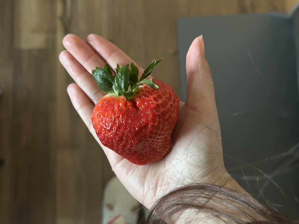 Strawberry the size of an Apple will surely keep the doctor away also