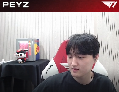 onerpeyz's tweet photo. 👤I saw Oner is listening to fan's concerns and giving advice, can you listen to us too?
🐨I can! I just dont know if I can give any good advice lol
🐨Maybe realistic advice...

please dont ask him about anything im not even sure he knows hes alive https://t.co/qawJh45Qma
