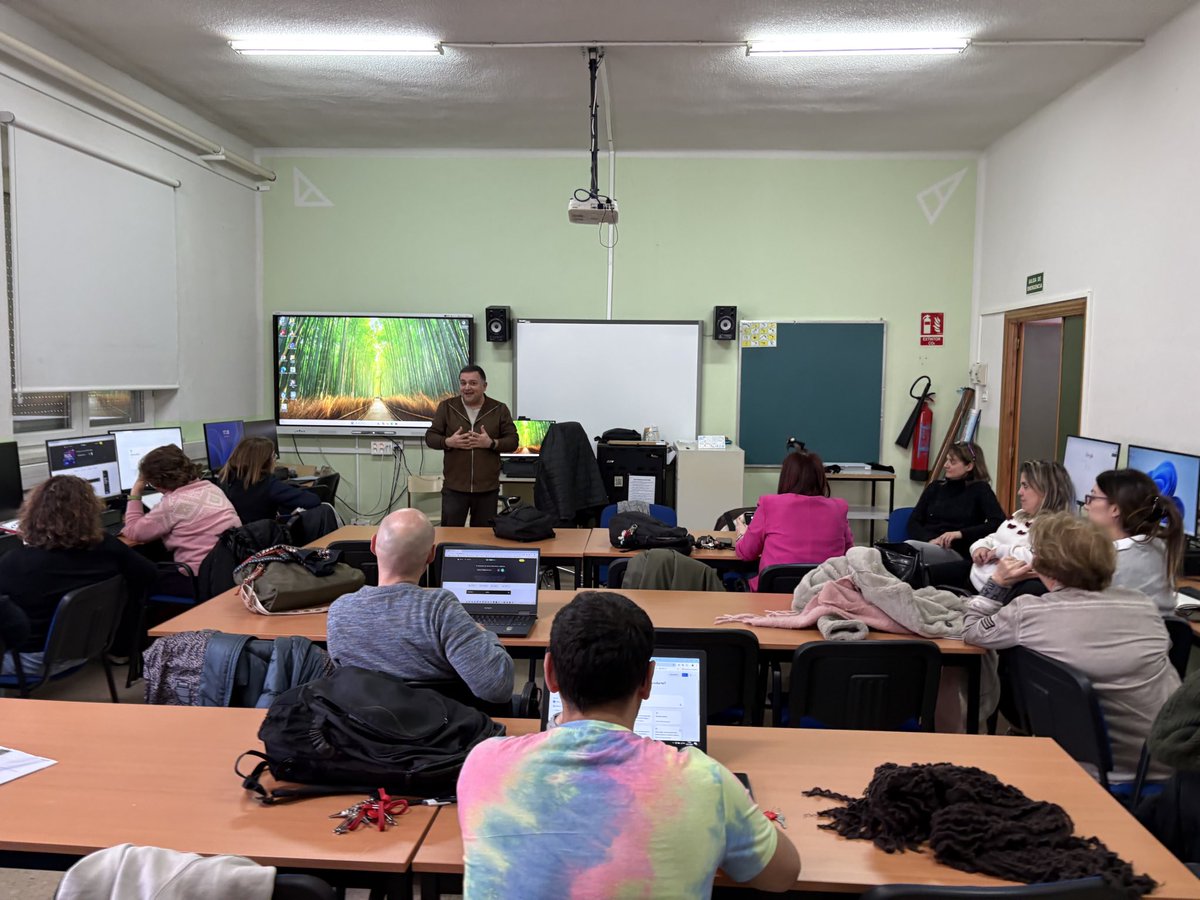 Asesoría TIC del CFIE de Salamanca tweet media