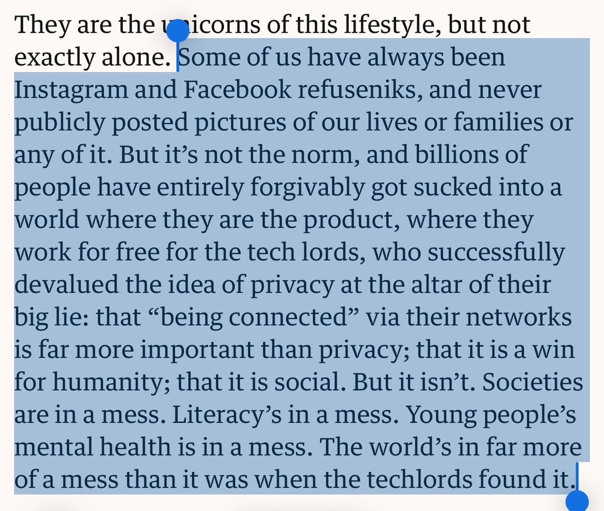 sass•hion tweet media